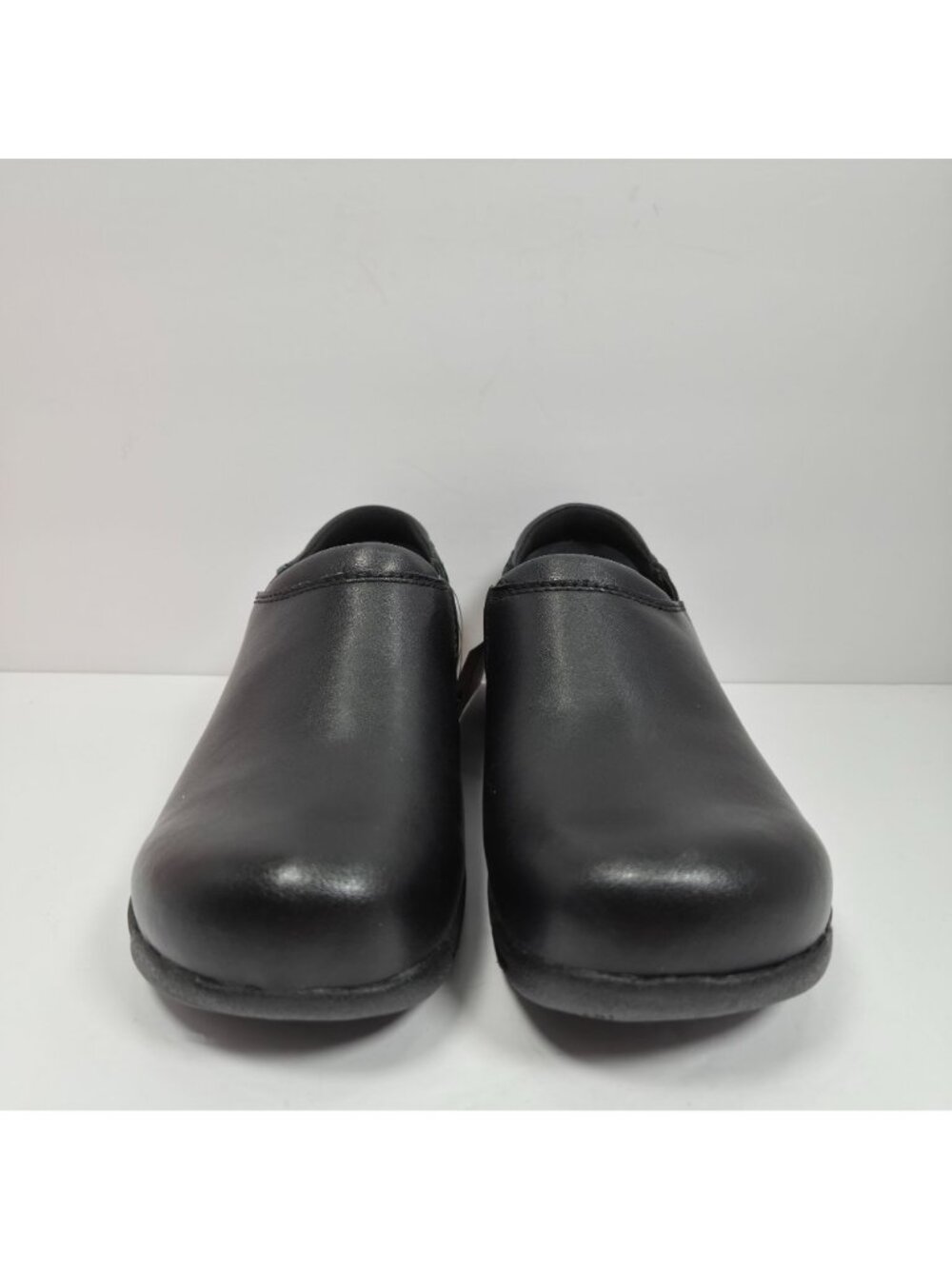Mozo Forza Oil Slip Resistant Traction Women's Black Leather Clog US Sz 7.5 NWT - Picture 3 of 8
